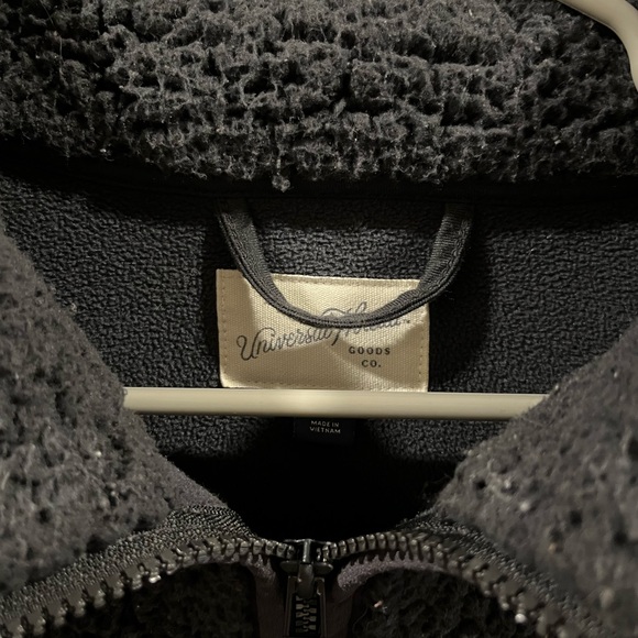 universal thread sherpa jacket - Picture 4 of 10